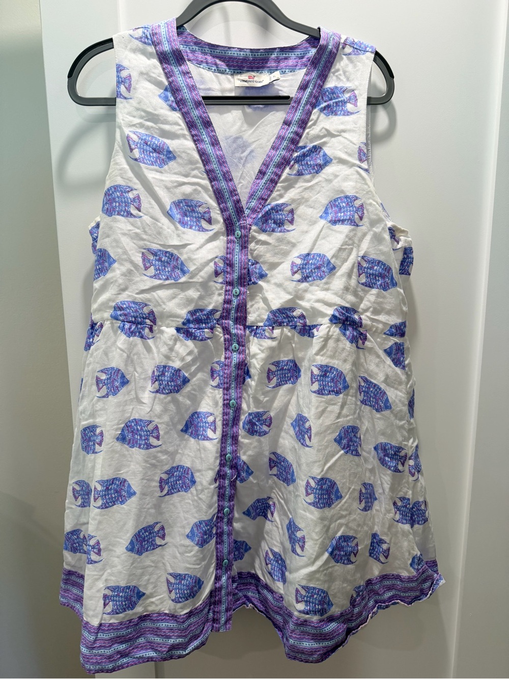 Vineyard Vines White Sleeveless Tunic with Blue & Purple Fish Motif